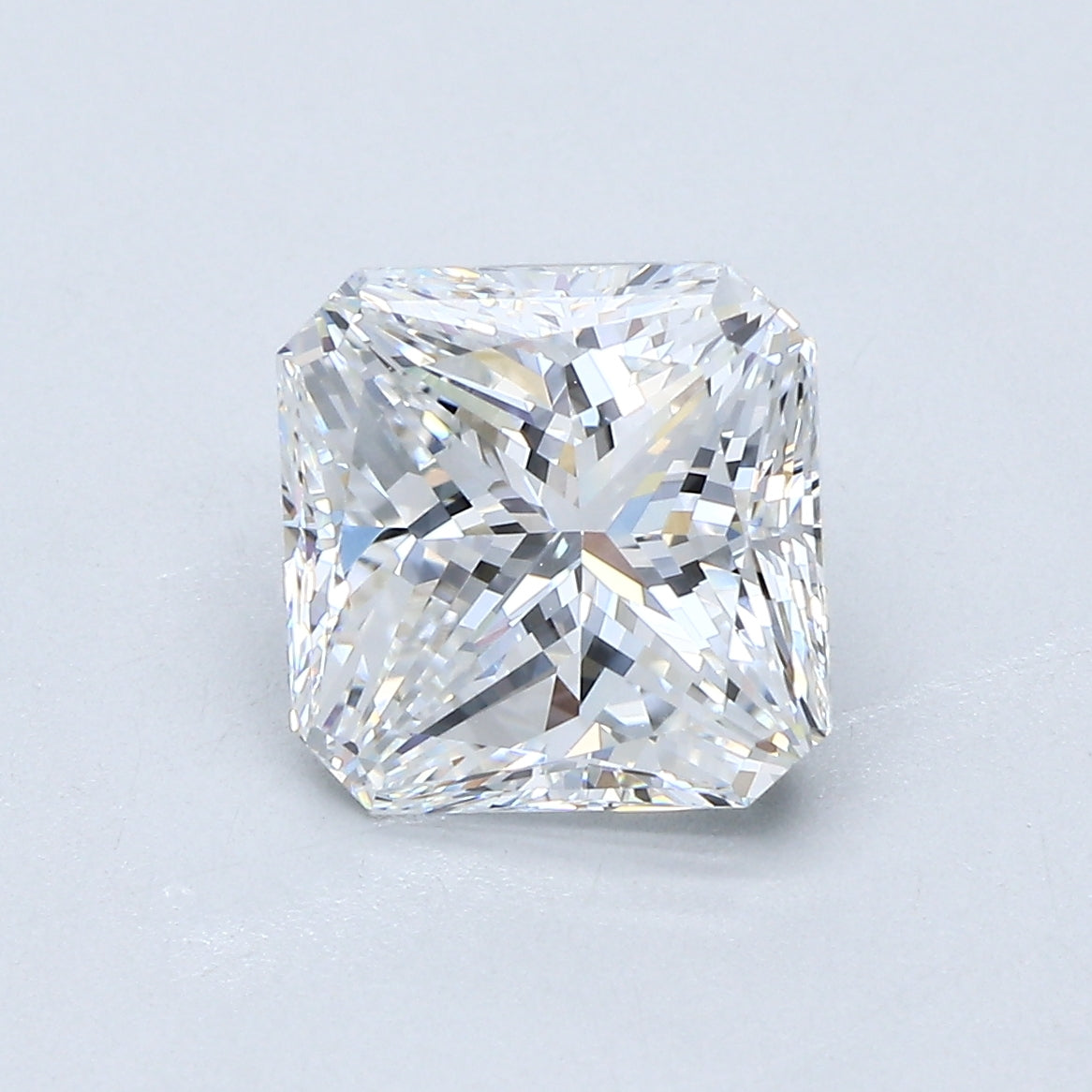3.08ct RADIANT, E VS1 — GIA — Laura Milman New York
