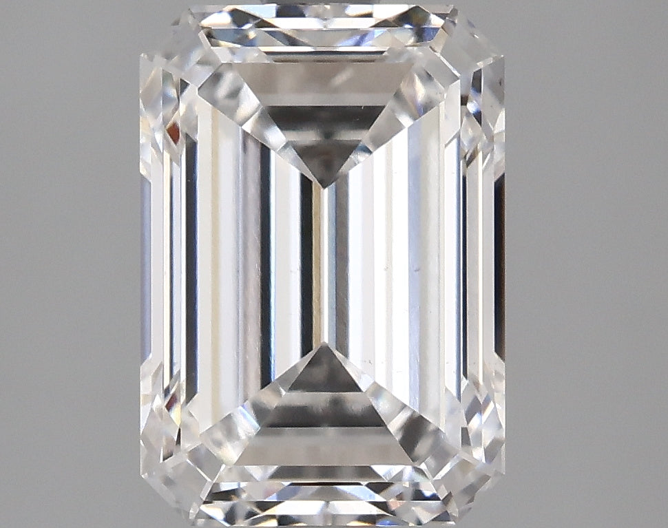 2.4ct Emerald, D VS2 — IGI