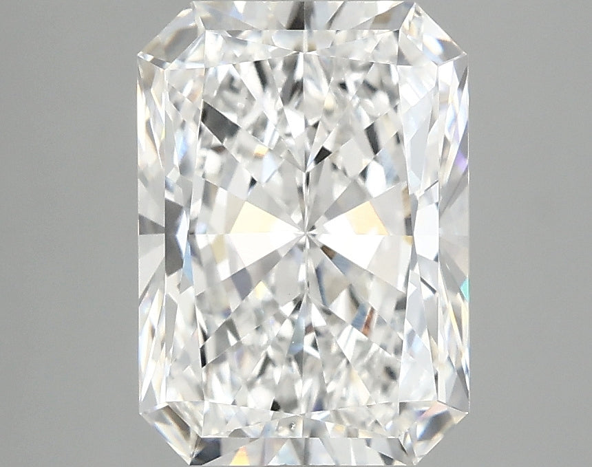 3.04ct Radiant, D VVS2 — IGI