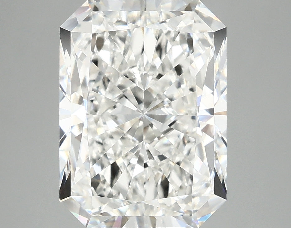 4.07ct Radiant, F VVS1 — IGI
