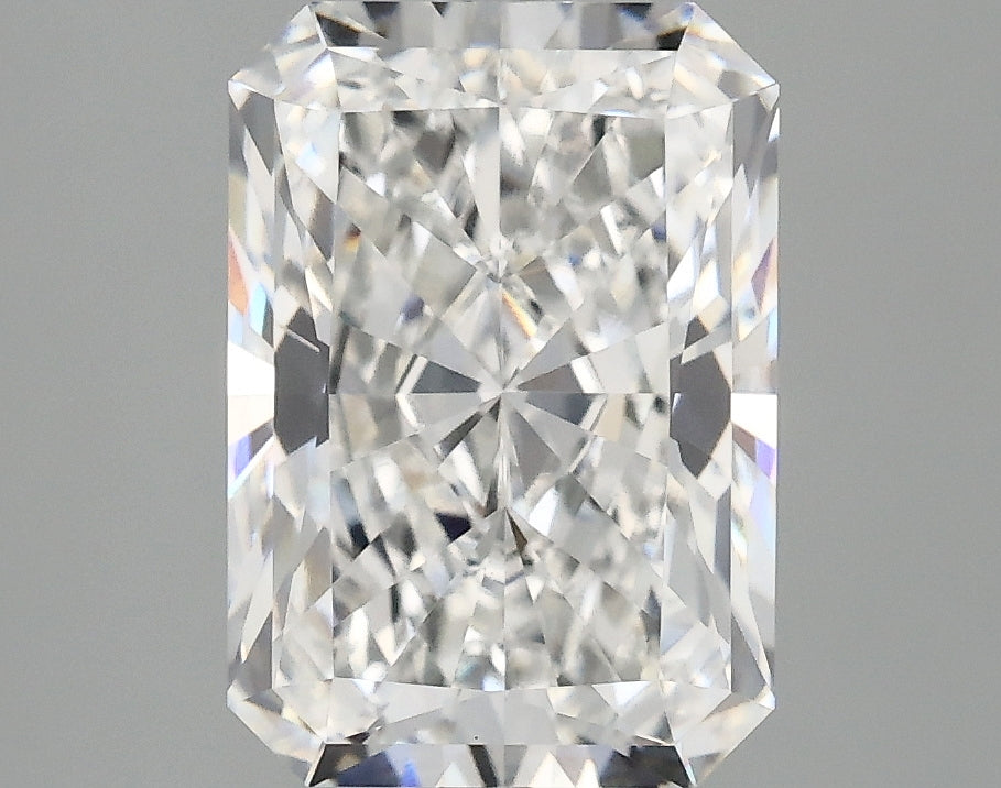 3.04ct Radiant, E VS1 — IGI