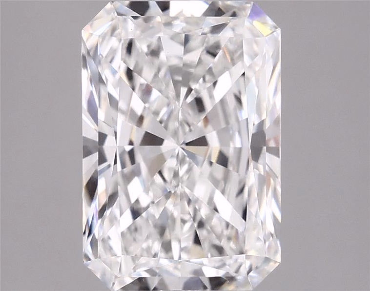 3.09ct Radiant, E VVS2 — IGI
