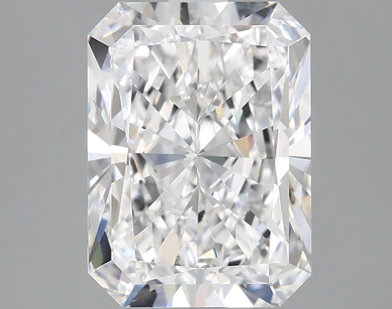 2.59ct Radiant Lab-Grown Diamond — D VVS2, IGI Certified