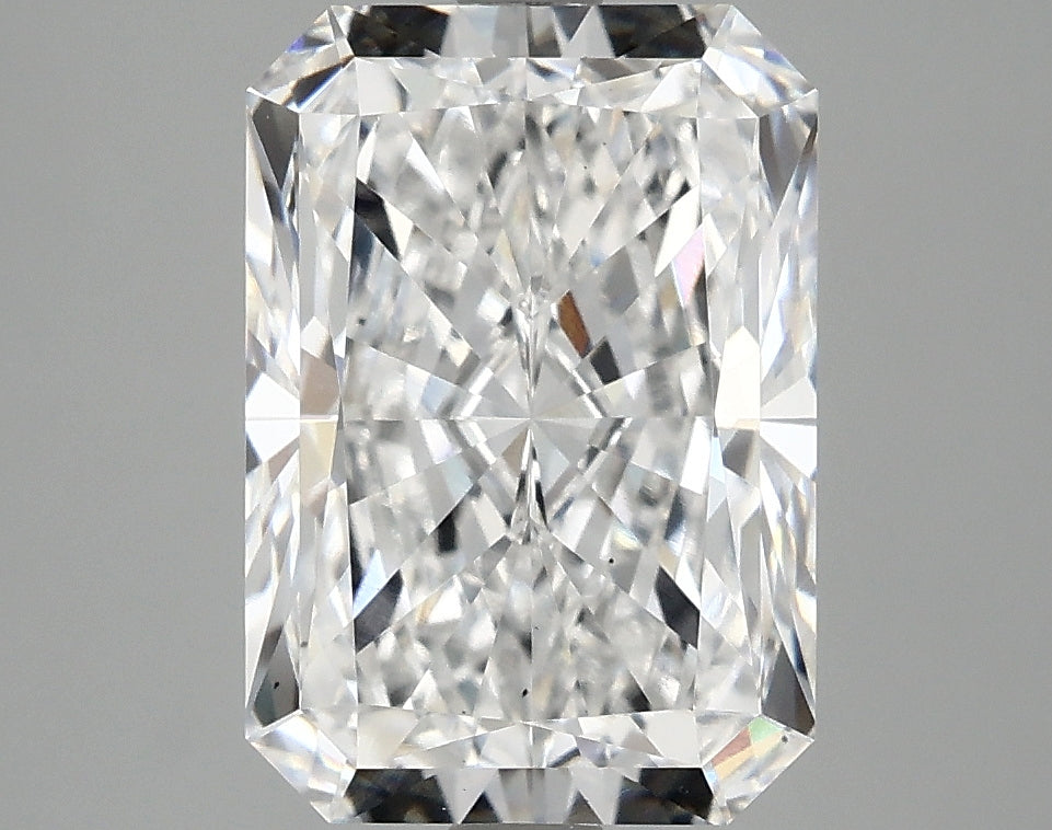 3.92ct Radiant, E VS2 — IGI