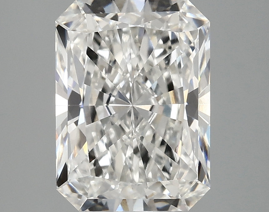 3.02ct Radiant, F VVS2 — IGI