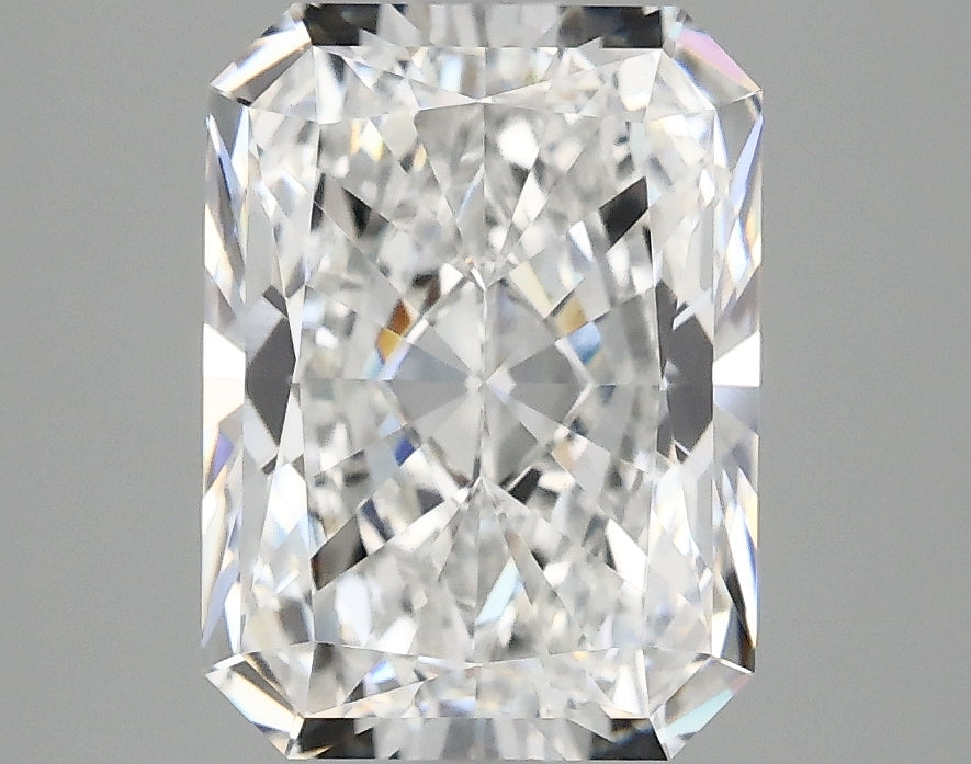 3.02ct Radiant, E VVS2 — IGI