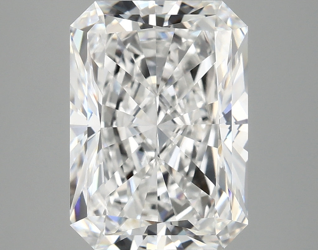 5.03ct Radiant Lab-Grown Diamond — E VVS2, IGI Certified