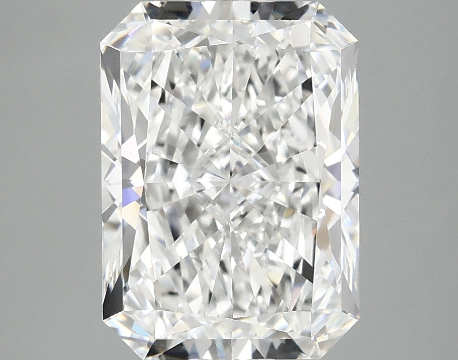 3.07ct Radiant, D VVS2 — IGI