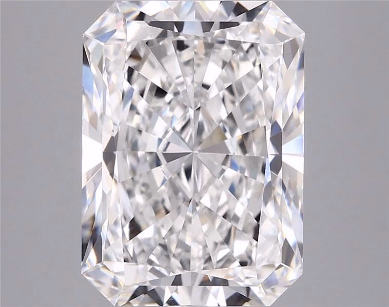 3.09ct Radiant, D VVS2 — IGI