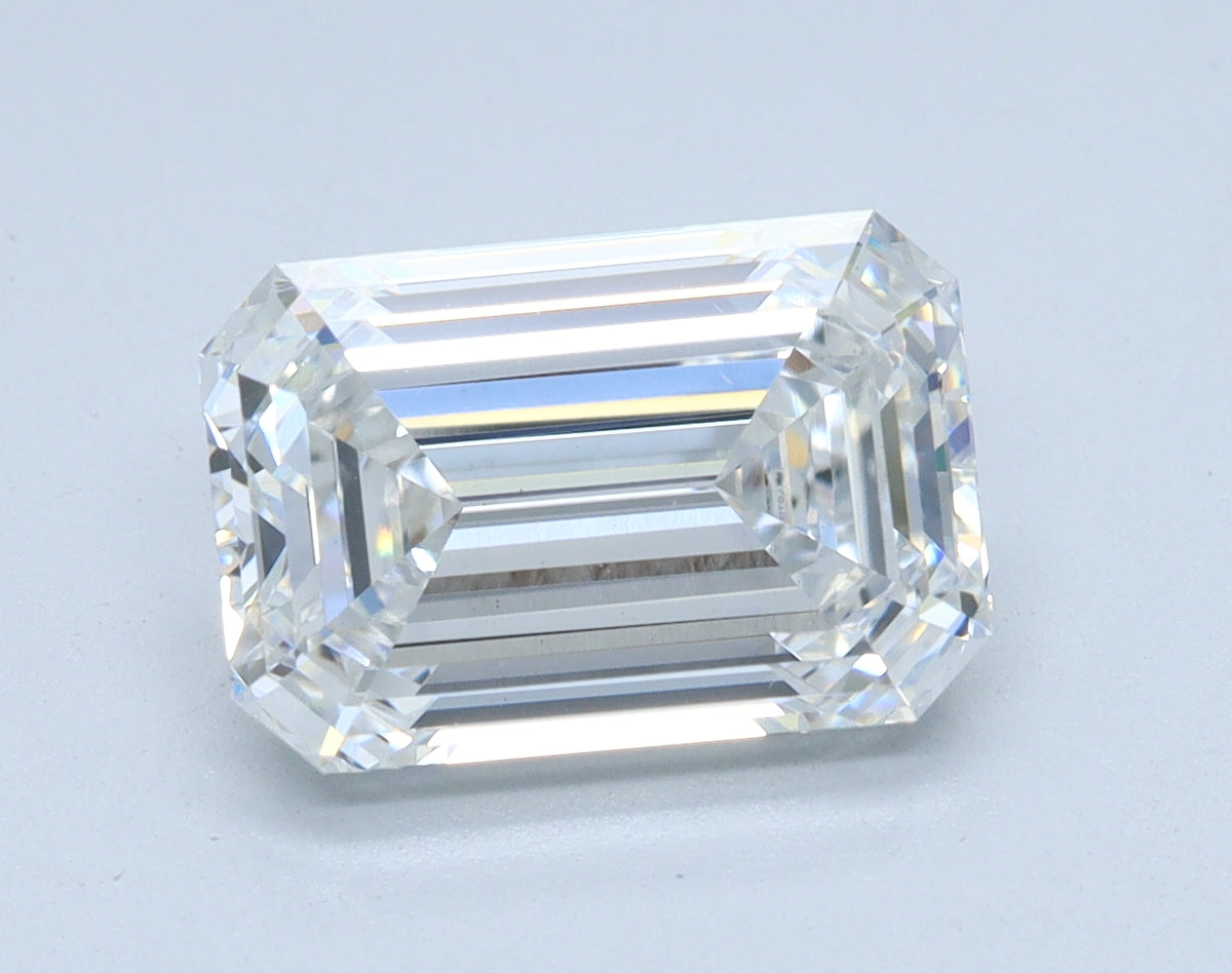 2.78ct Emerald, E VS2 — IGI