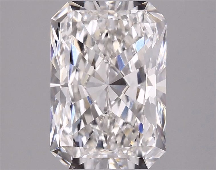 3.66ct Radiant, E VS2 — IGI