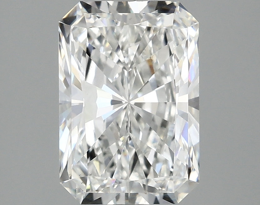 2.6ct Radiant Lab-Grown Diamond — E VS1, IGI Certified