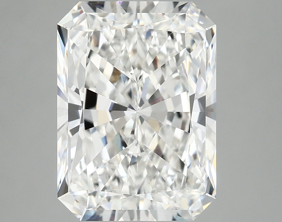4.12ct Radiant, F VVS2 — IGI