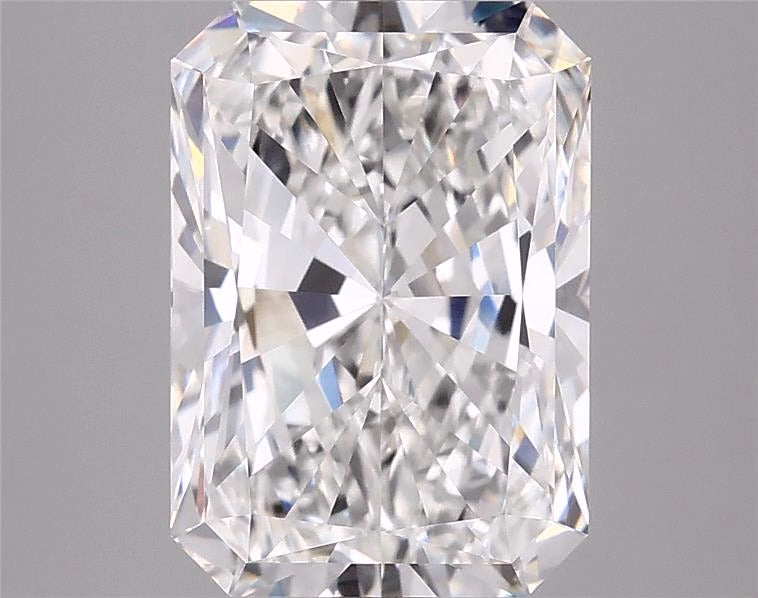 3.58ct Radiant, F VS2 — IGI