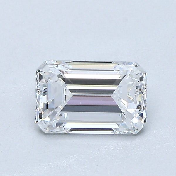 0.9ct EMERALD, D VS1 — GIA