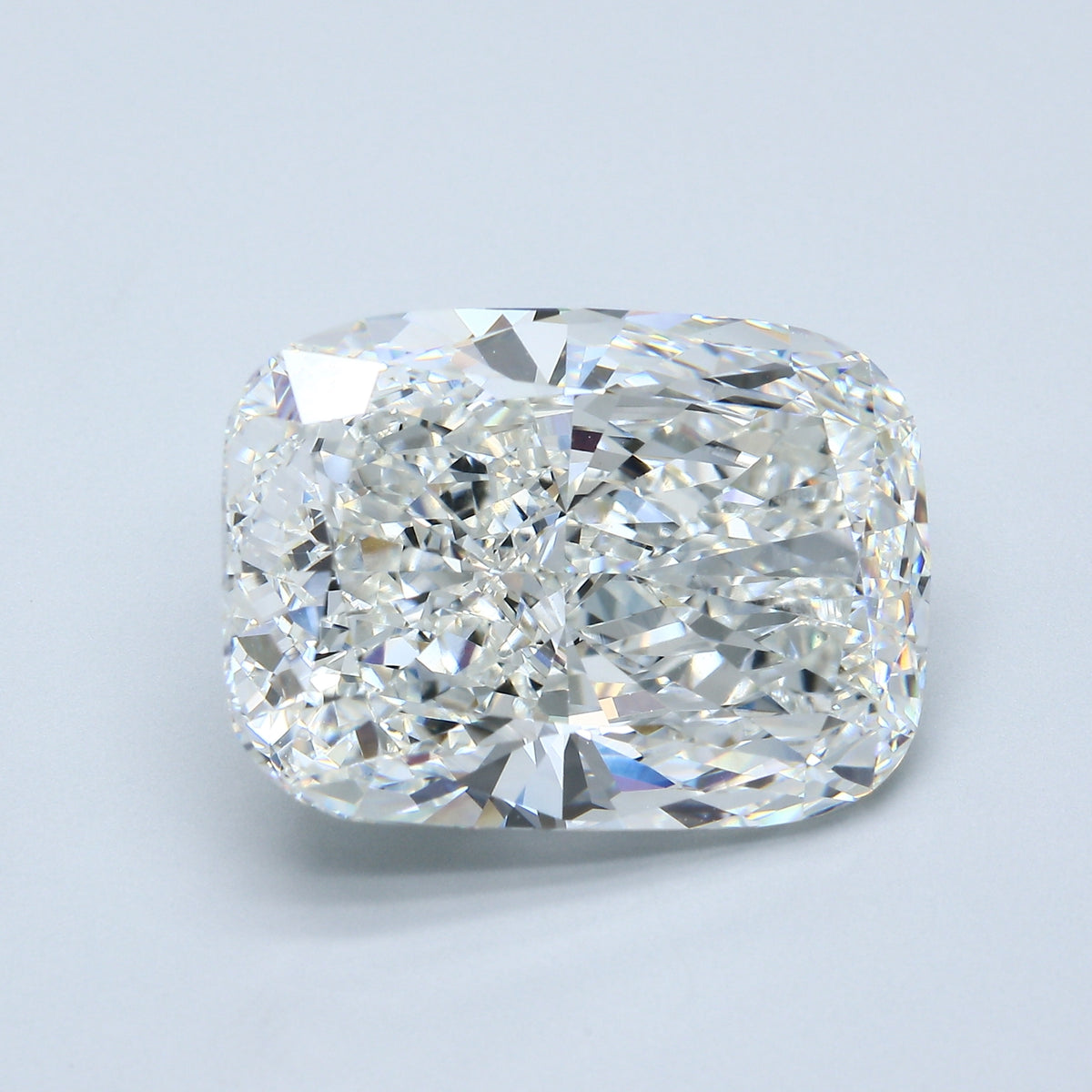 15.03ct Cushion, G VVS2 — IGI