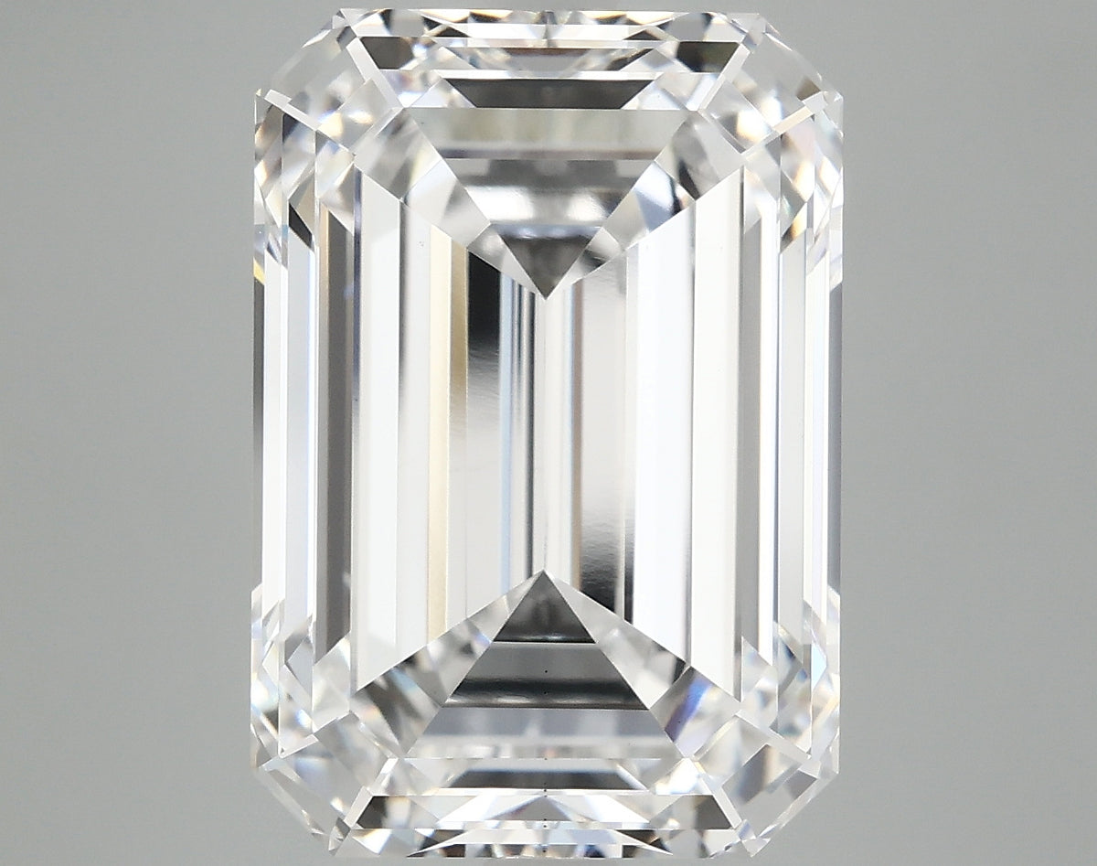 10.73ct Emerald, E VS1 — IGI