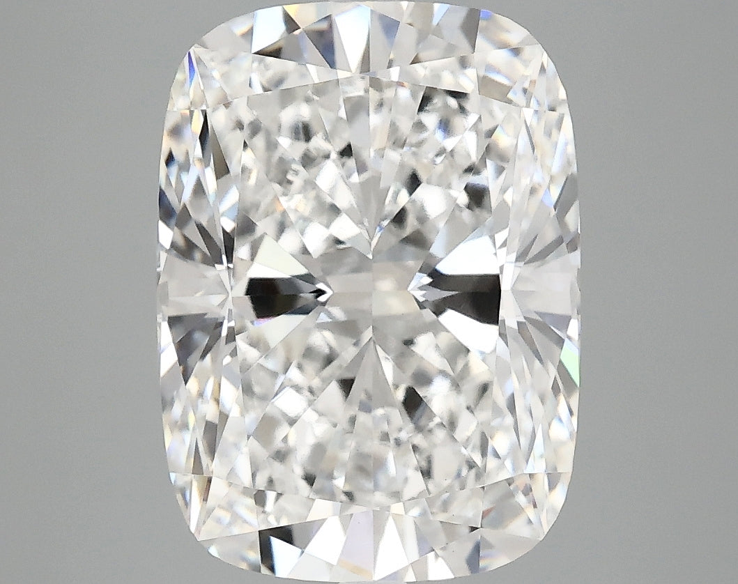 5.09ct Cushion, E VVS2 — IGI