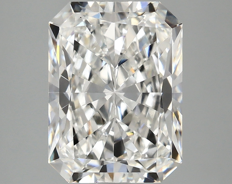 2.84ct Radiant, F VS1 — IGI