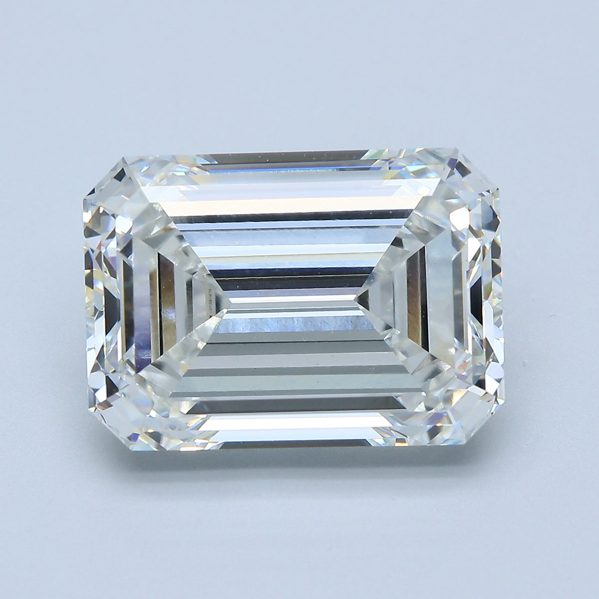 12.1ct Emerald, F VVS2 — IGI