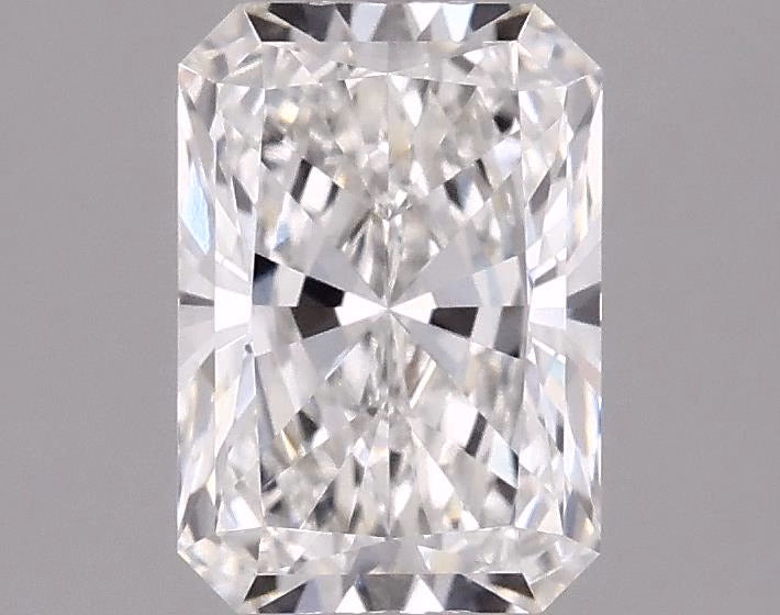 3.05ct Radiant, E VS1 — IGI