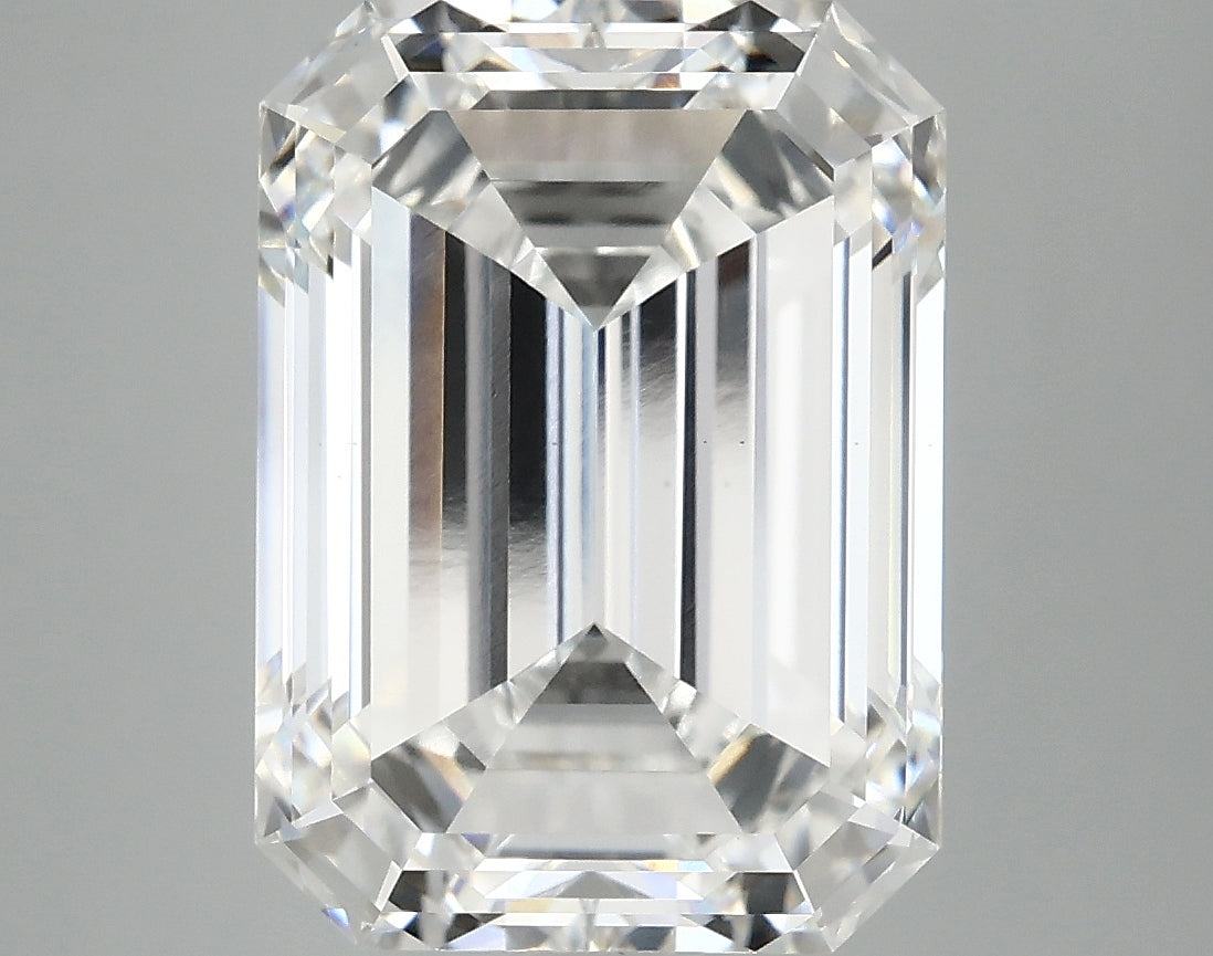 6.89ct Emerald, F VS1 — IGI