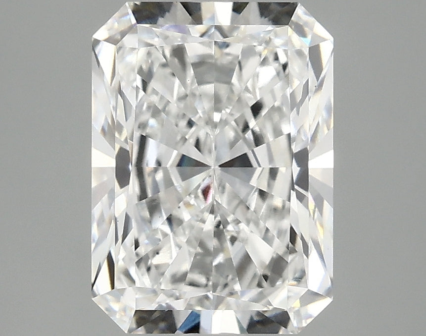 2.93ct Radiant Lab-Grown Diamond — E VS1, IGI Certified