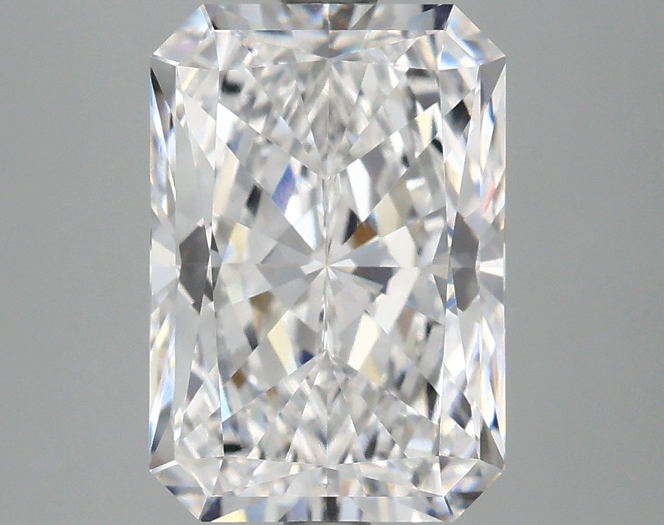 3.91ct Radiant, D VS1 — IGI