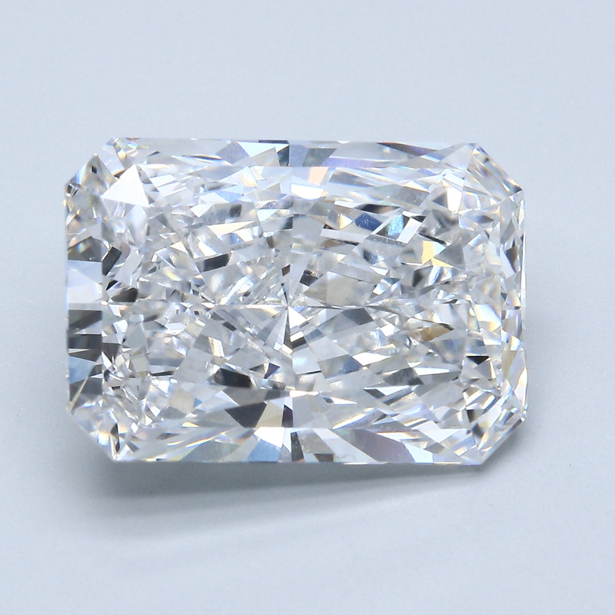 9.04ct Radiant, F VS1 — GIA