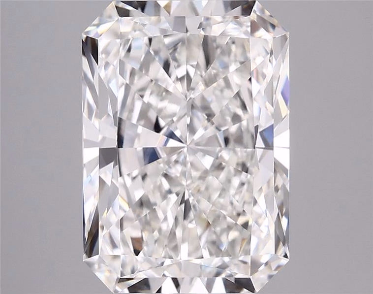 5.92ct Radiant Lab-Grown Diamond — E VS1, IGI Certified