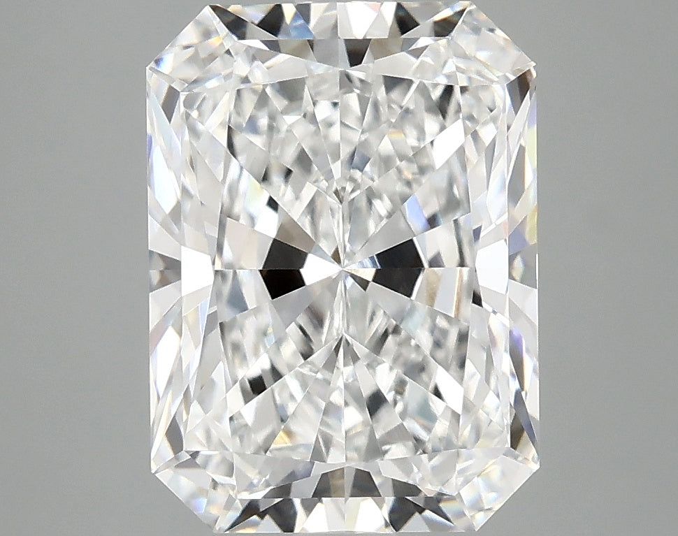 4.09ct Radiant, D VVS2 — IGI