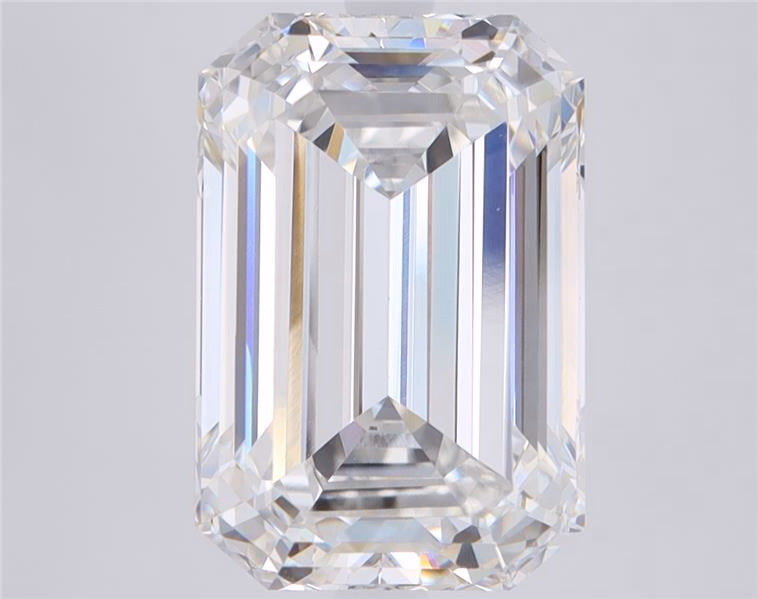 2.6ct Emerald, E VVS2 — IGI