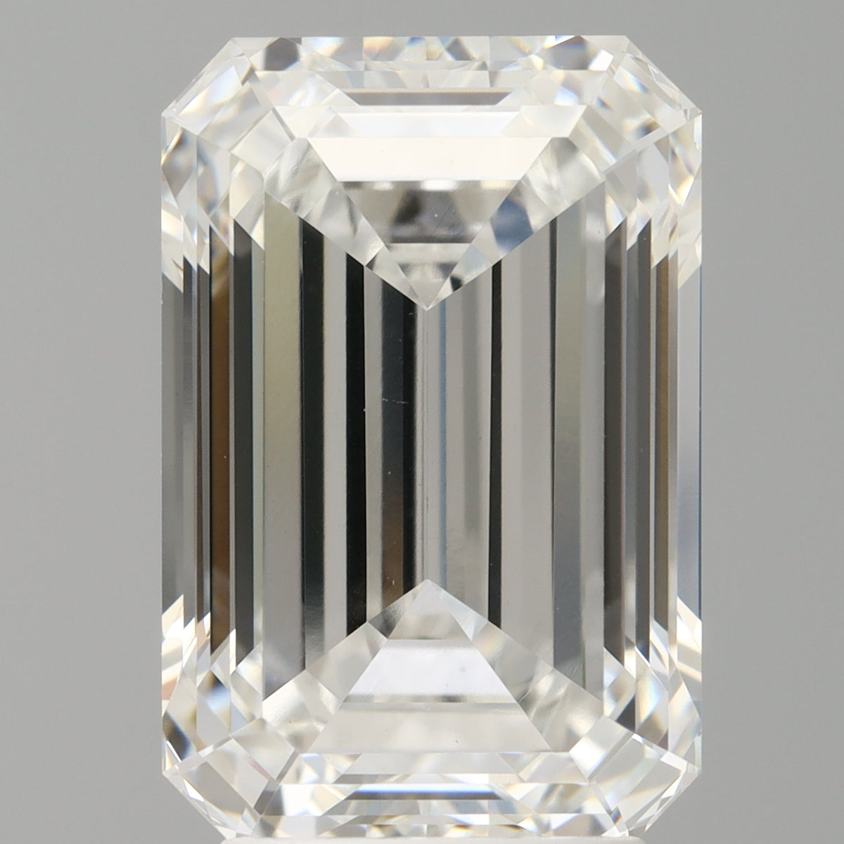4.09ct Emerald, E VVS2 — IGI