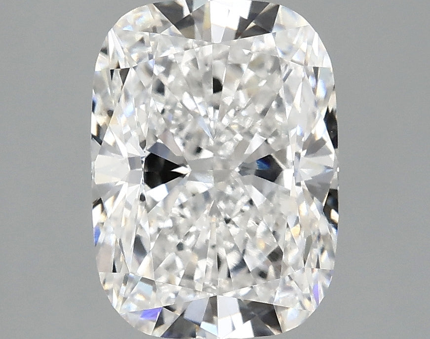 3.18ct Cushion, E VS1 — IGI