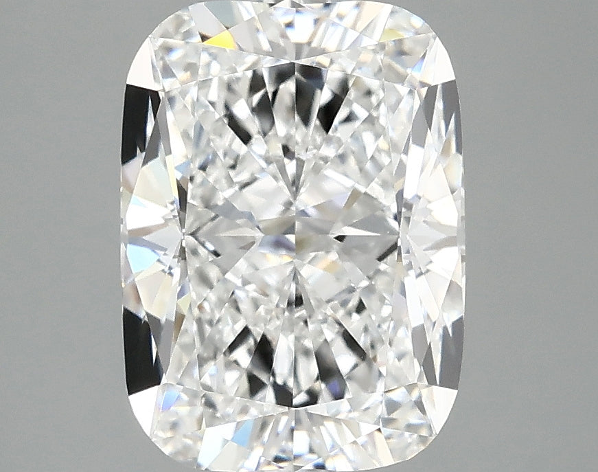 3.1ct Cushion, E VVS2 — IGI