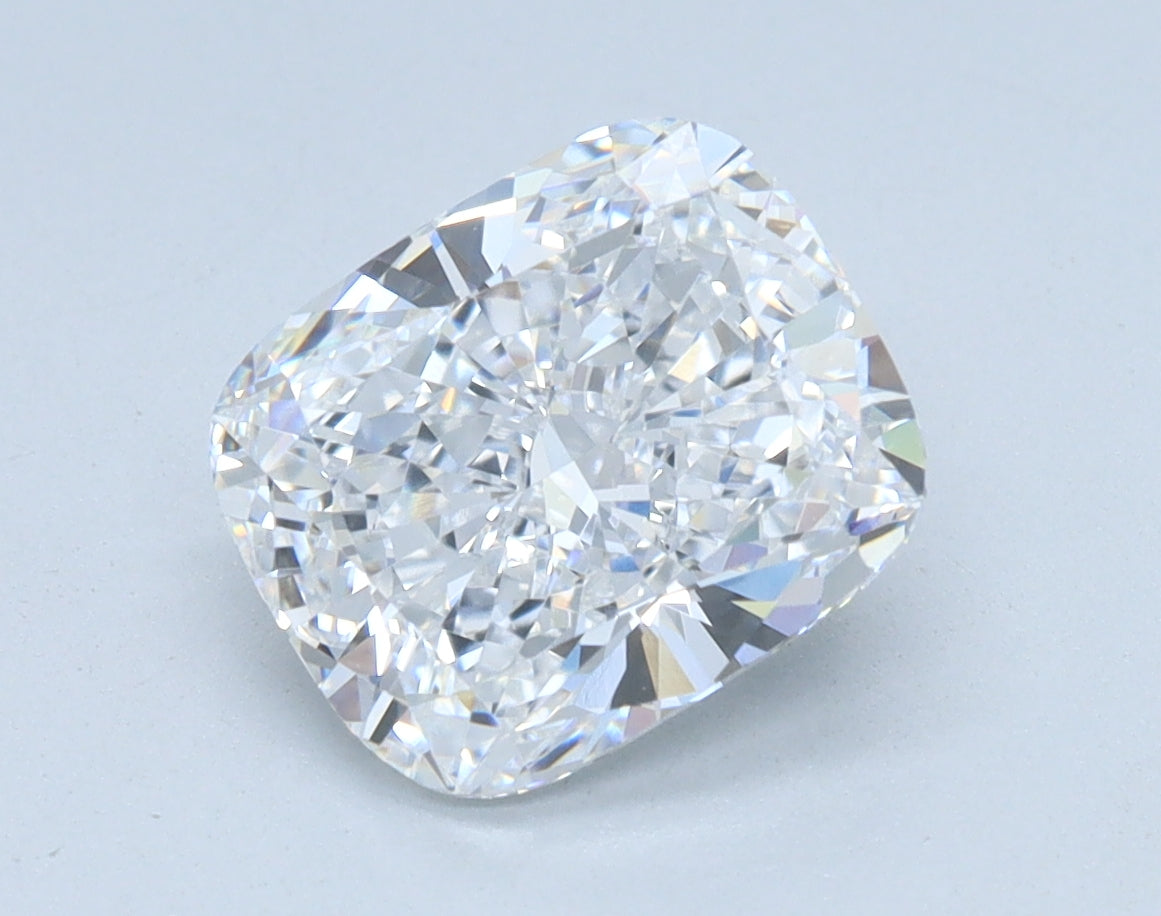 2.01ct Cushion, E VVS1 — IGI
