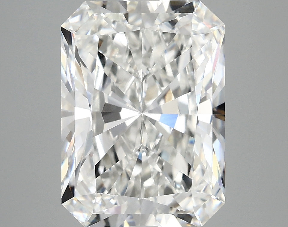 4.08ct Radiant, F VVS2 — IGI