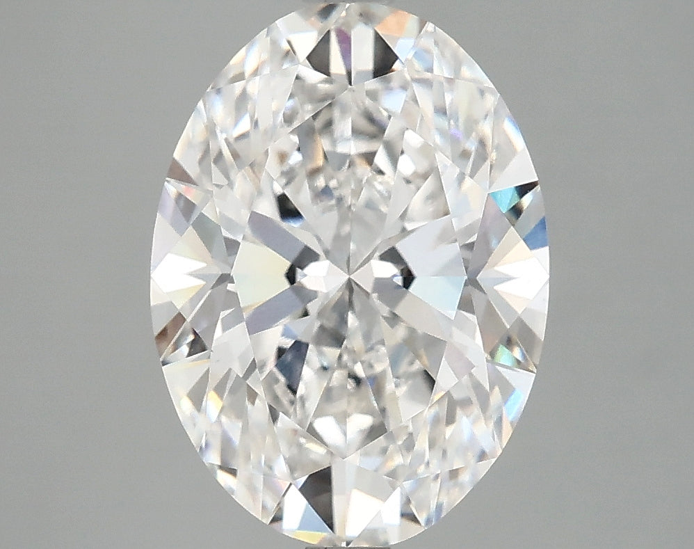 3.78ct Oval, E VVS2 — IGI