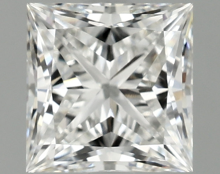 1.55ct Princess, F VVS1 — IGI