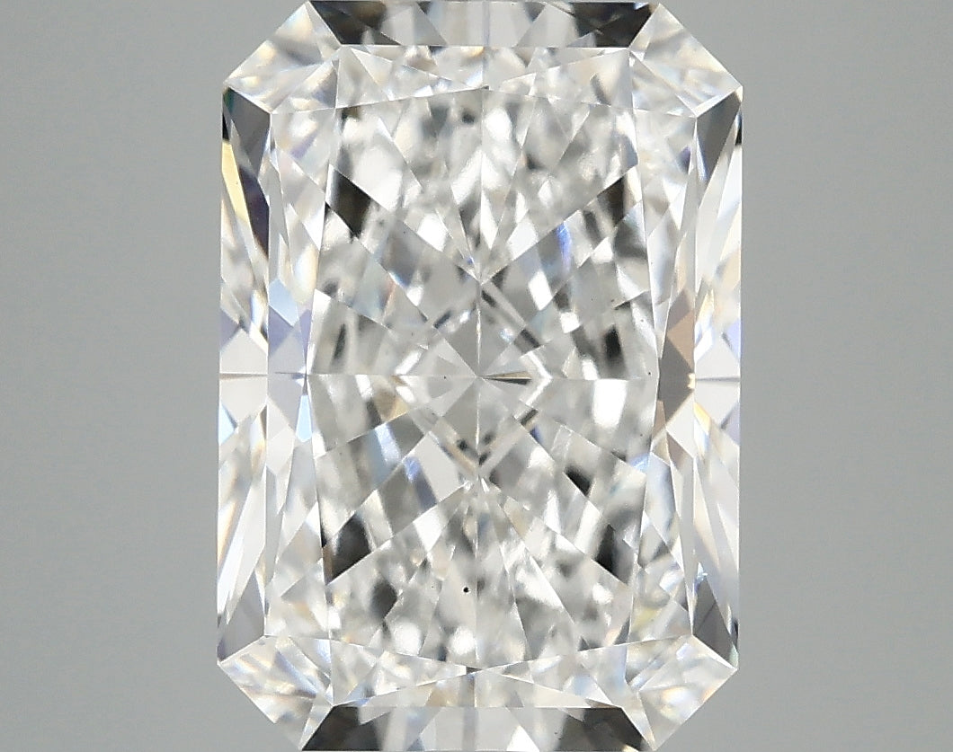 5.11ct Radiant Lab-Grown Diamond — E VS2, IGI Certified