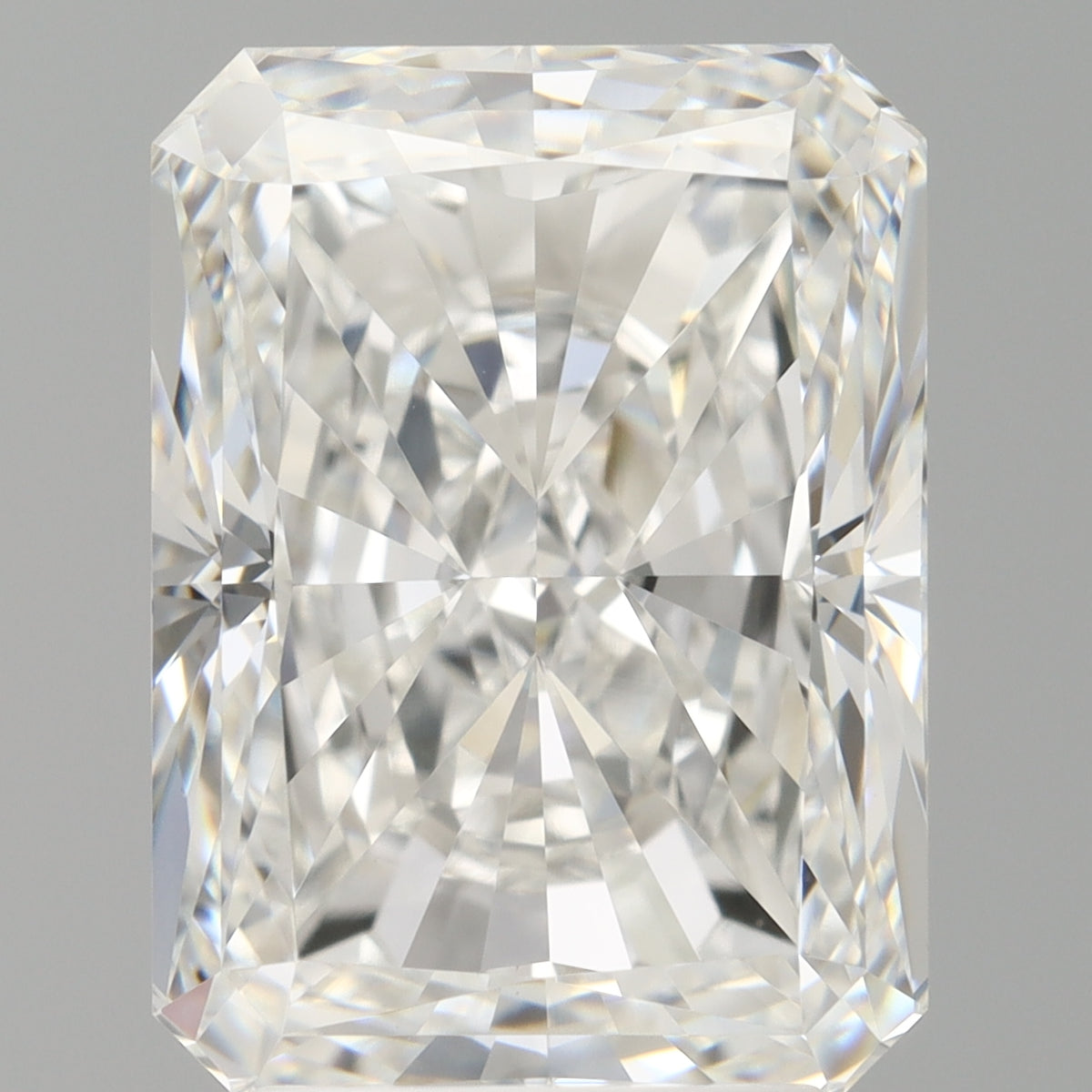 4.09ct Radiant Lab-Grown Diamond — E VVS2, IGI Certified