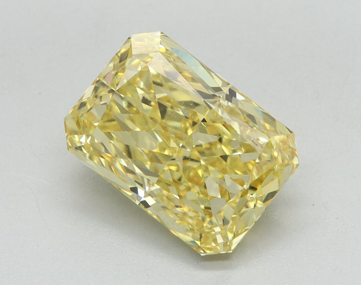3.62ct Radiant Fancy Vivid Yellow Lab-Grown Diamond — VS2 | IGI