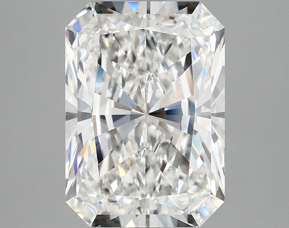 4.15ct Radiant, E VS1 — IGI