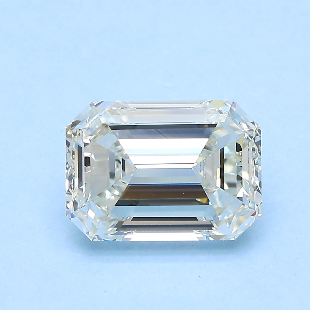 3.01ct Emerald Natural Diamond — J IF, GIA Certified