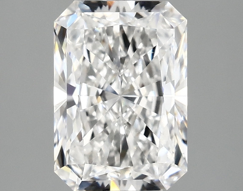 2.33ct Radiant, D VS1 — IGI