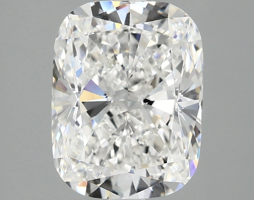 3.03ct Cushion, E VVS2 — IGI