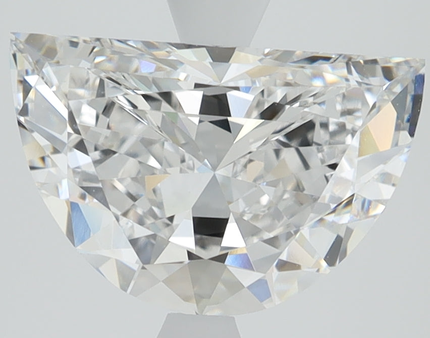 2.82ct Halfmoon, D VVS1 — IGI