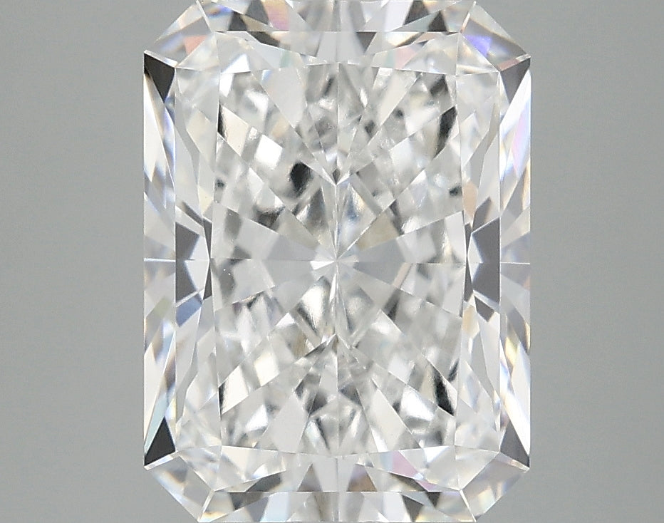 5.03ct Radiant Lab-Grown Diamond — D VS2, IGI Certified