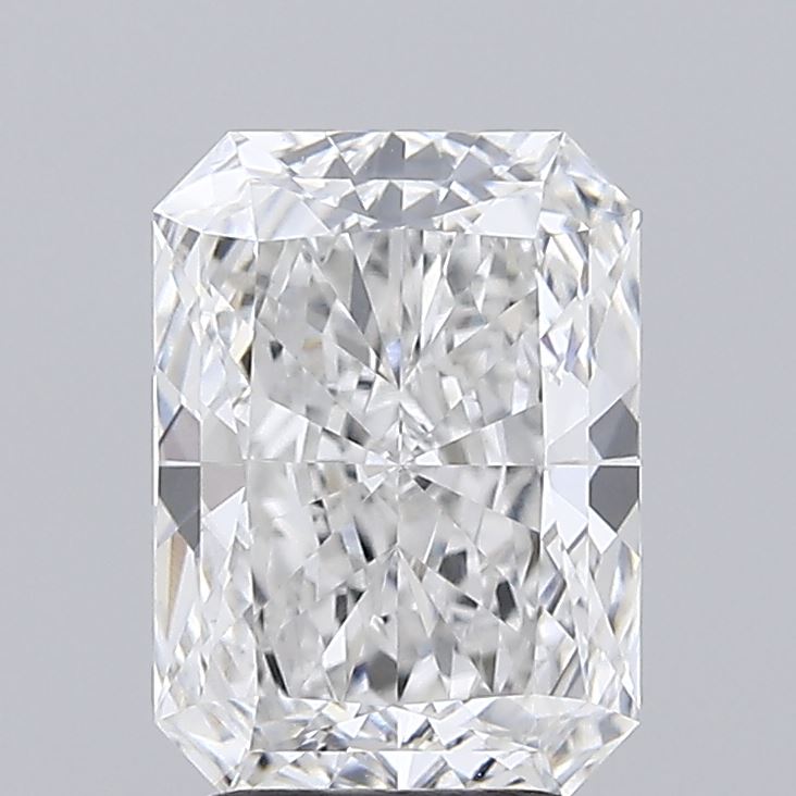 2.58ct Radiant, E VVS2 — IGI