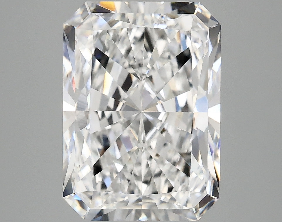 3.94ct Radiant, D VVS2 — IGI